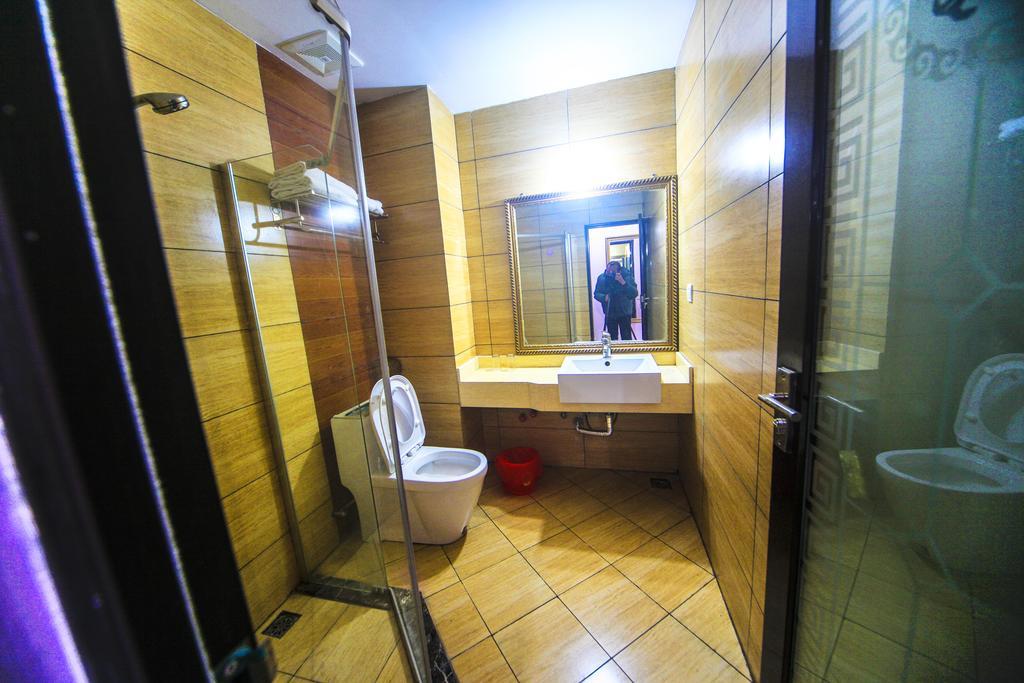 Fawlty Towers Hotel Yangshuo Cameră foto